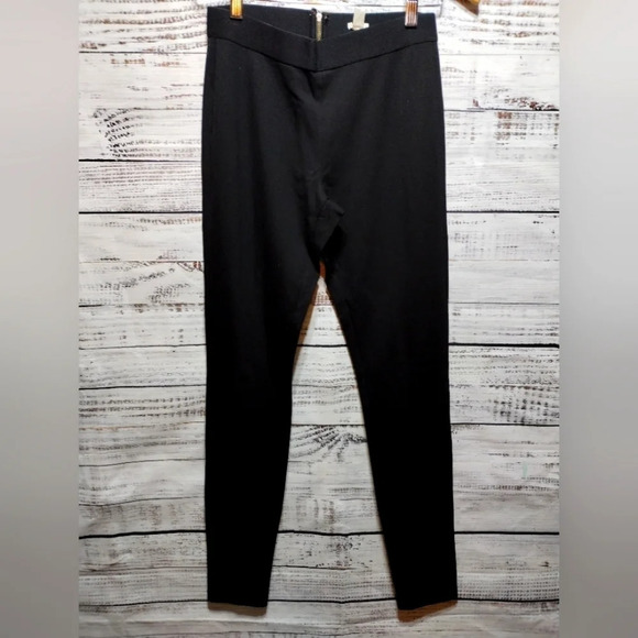 J. Crew Pants - J. Crew Black Pixie‎ Pant with Gold Exposed Zipper Detail size 6R